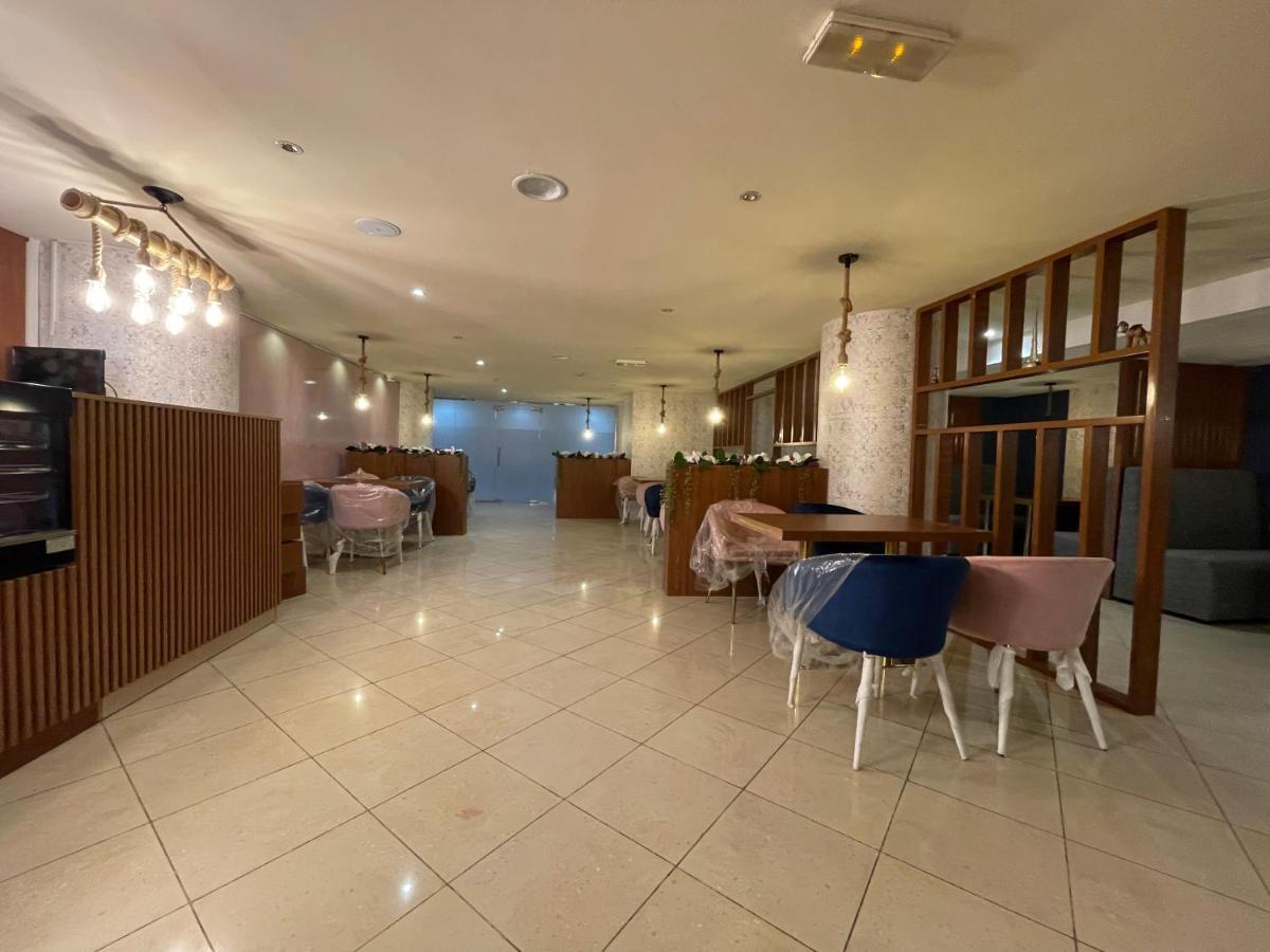 דובאי Mount Sina Hotel By Aura מראה חיצוני תמונה