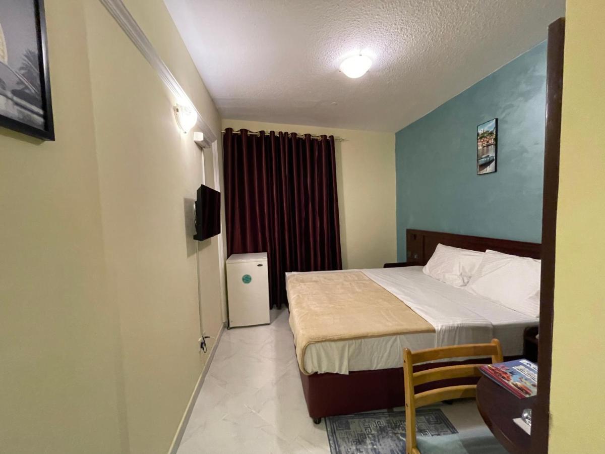 דובאי Mount Sina Hotel By Aura מראה חיצוני תמונה